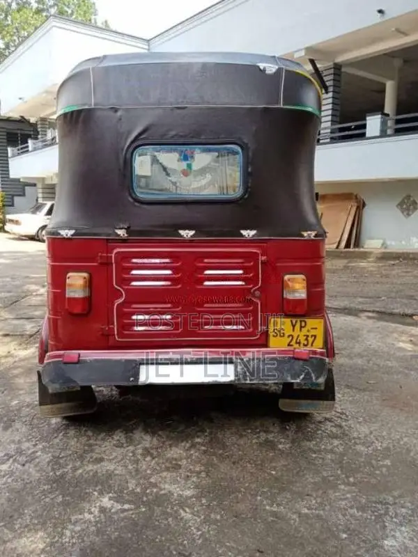 Bajaj RE 2011 Three Wheel (Used)