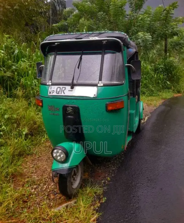 Bajaj 4 Stroke 2008 Three Wheel (Used)