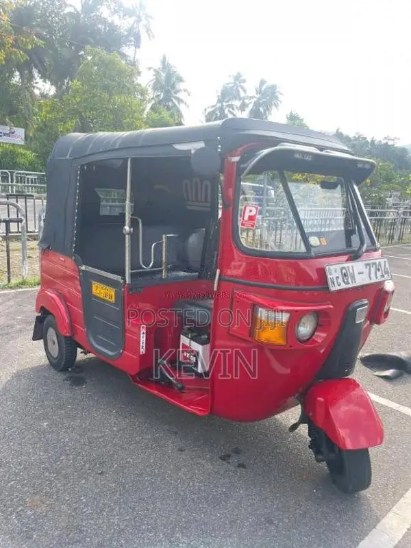 Bajaj RE 2010 Three Wheel (Used)
