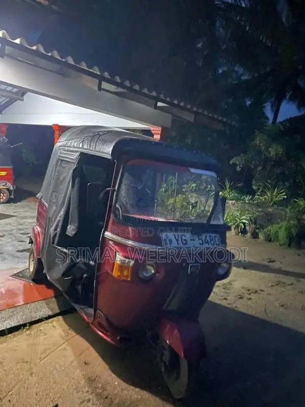 Bajaj RE 2012 Three Wheel (Used)