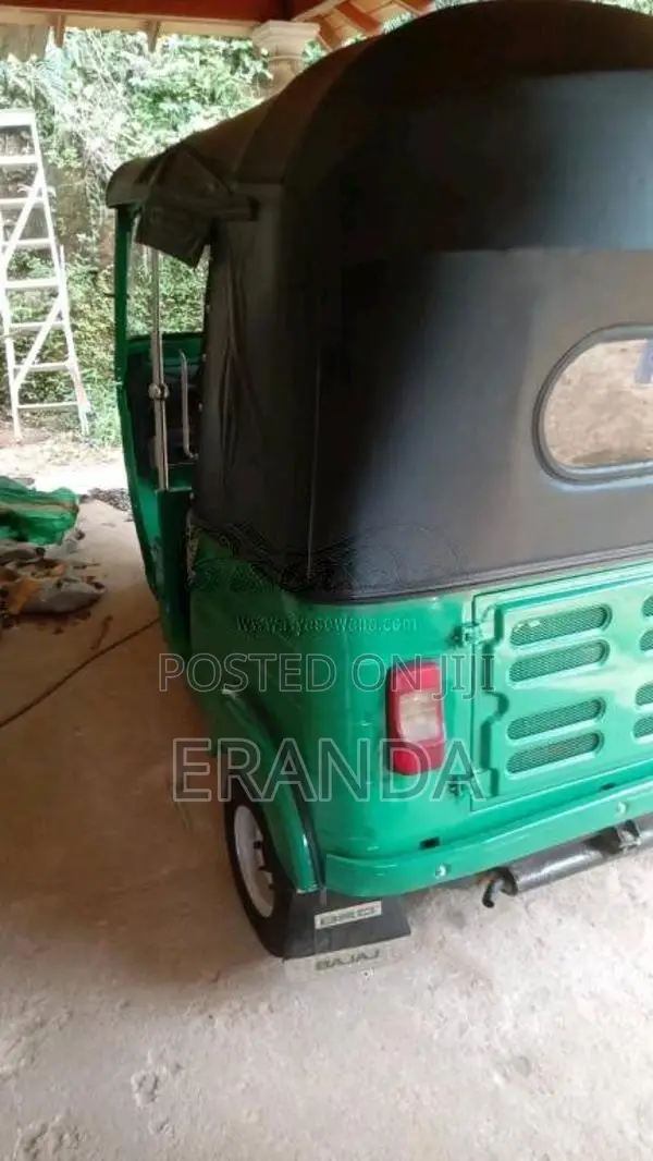 Bajaj RE 2014 Three Wheel (Used)