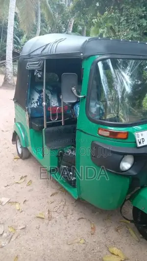 Bajaj RE 2014 Three Wheel (Used)
