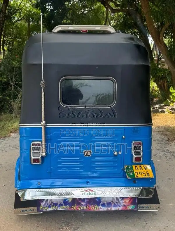Bajaj RE 2015 Three Wheel (Used)