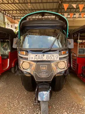 Bajaj 4 Stroke 2014 Three Wheel (Used)