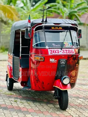 Bajaj RE 2 Stroke 2002 Three Wheel (Used)