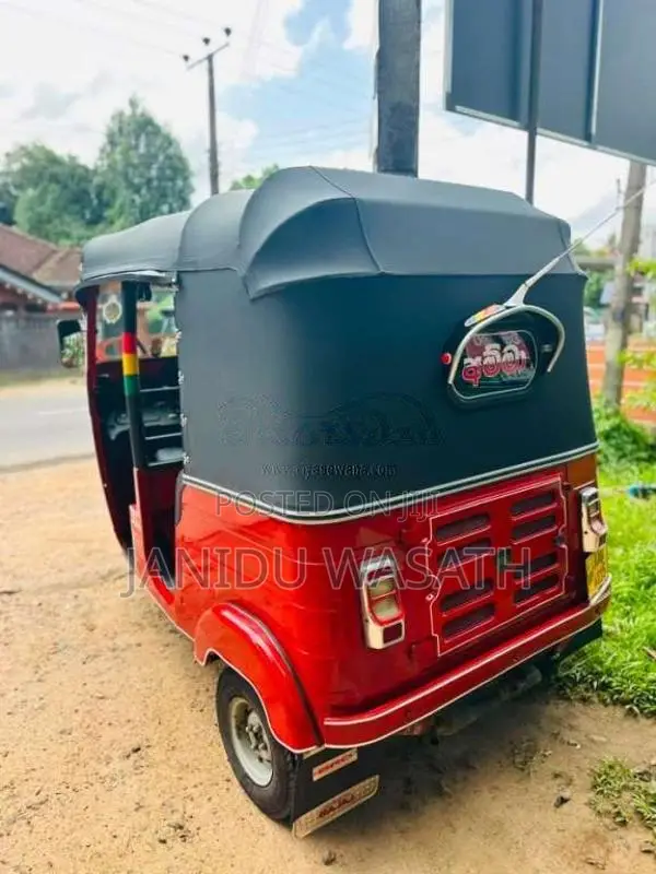Bajaj RE 4 Stroke 2014 Three Wheel (Used)