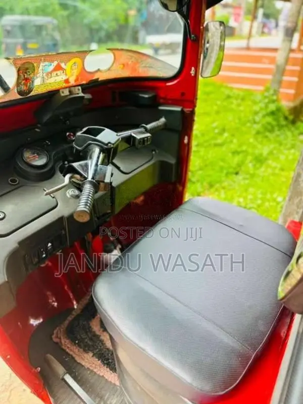 Bajaj RE 4 Stroke 2014 Three Wheel (Used)