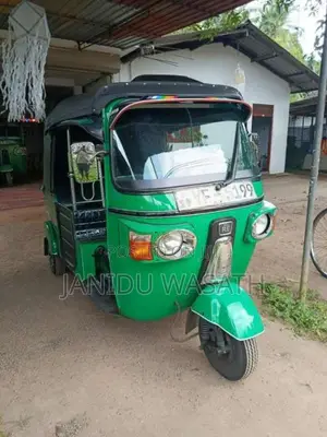Bajaj RE 4 Stroke 2010 Three Wheel (Used)