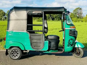 Bajaj 4 Stroke 2016 Three Wheel (Used)