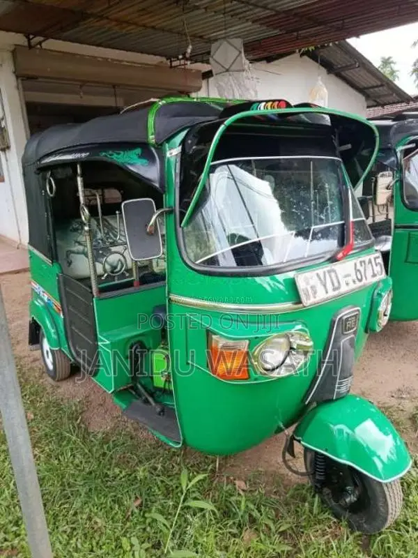 Bajaj RE 4 Stroke 2010 Three Wheel (Used)