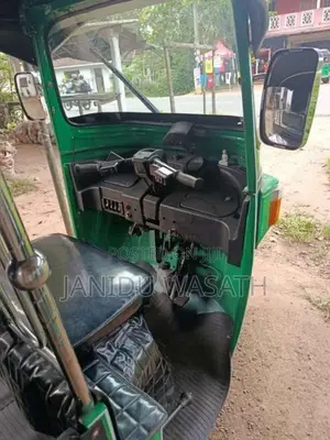 Bajaj RE 4 Stroke 2010 Three Wheel (Used)