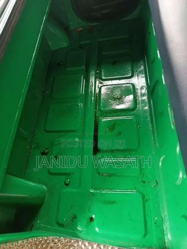 Bajaj RE 4 Stroke 2010 Three Wheel (Used)