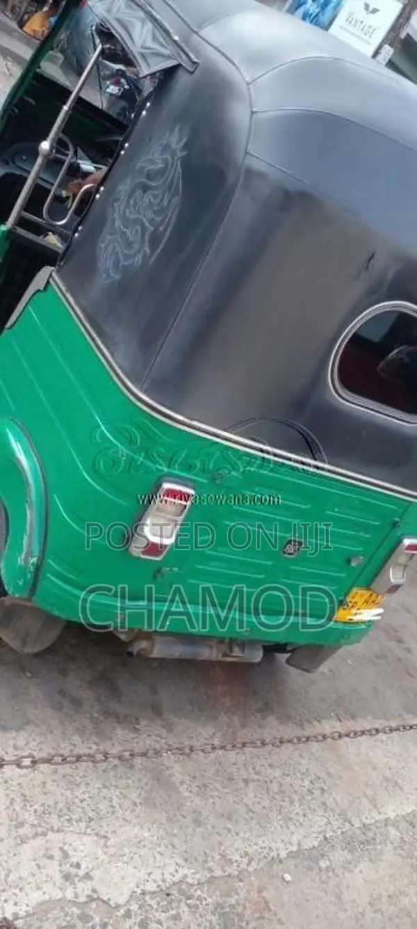Bajaj RE 2014 Three Wheel (Used)