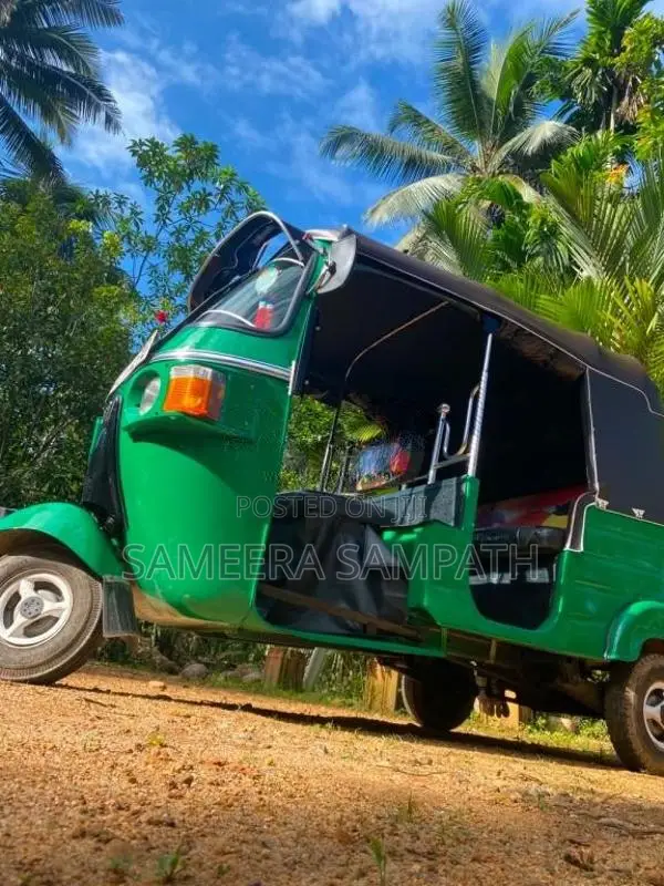 Bajaj RE 2012 Three Wheel (Used)
