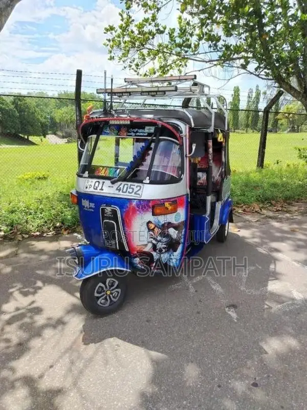 Bajaj RE 2006 Three Wheel (Used)