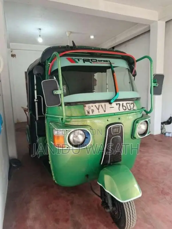 Bajaj 4 Stroke 2010 Three Wheel (Used)