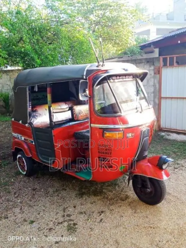 Bajaj RE 2 Stroke 1995 Three Wheel (Used)