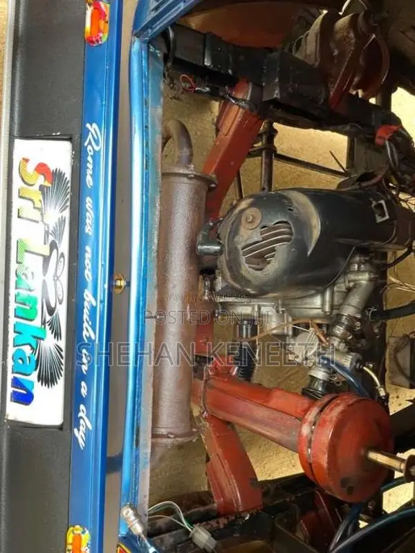 Bajaj RE 2 Stroke 2005 Three Wheel (Used)