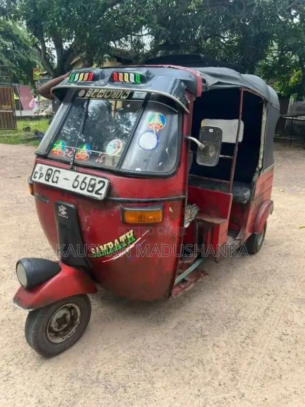 Bajaj RE 2006 Three Wheel (Used)