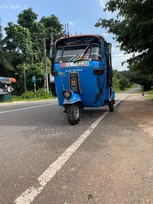 Bajaj RE 2 Stroke 2006 Three Wheel (Used)