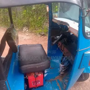Bajaj 4 Stroke 2012 Three Wheel (Used)