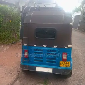 Bajaj 4 Stroke 2012 Three Wheel (Used)