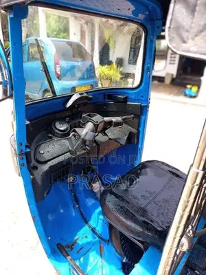 Bajaj RE 2014 Three Wheel (Used)