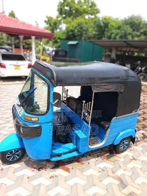 Bajaj RE 2014 Three Wheel (Used)