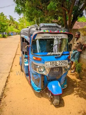 Bajaj RE 2015 Three Wheel (Used)