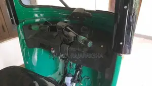 Bajaj RE 2011 Three Wheel (Used)