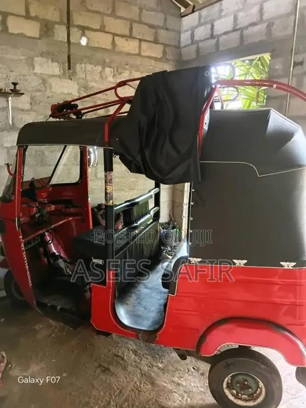 Bajaj RE 1995 Three Wheel (Used)