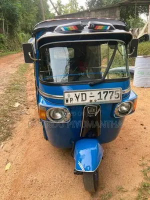 Bajaj RE 4 Stroke 2011 Three Wheel (Used)