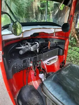 Bajaj RE 2010 Three Wheel (Used)