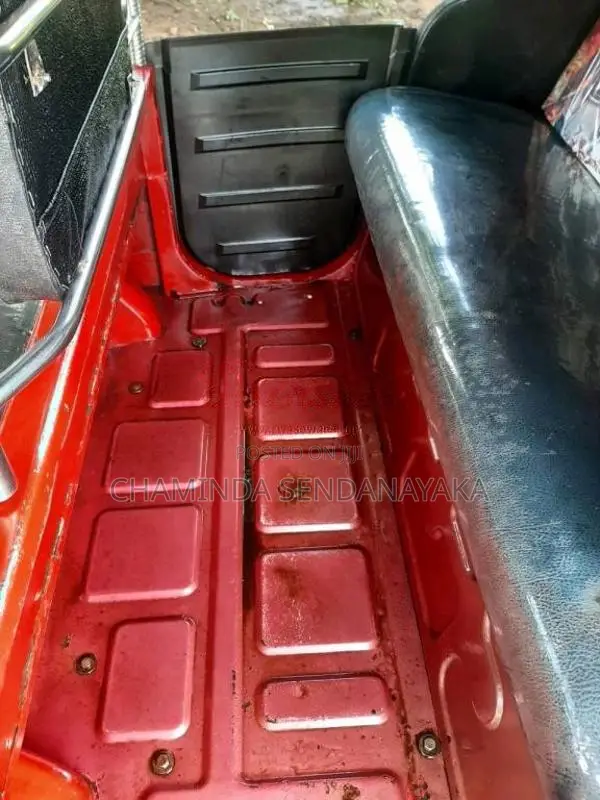 Bajaj RE 2010 Three Wheel (Used)