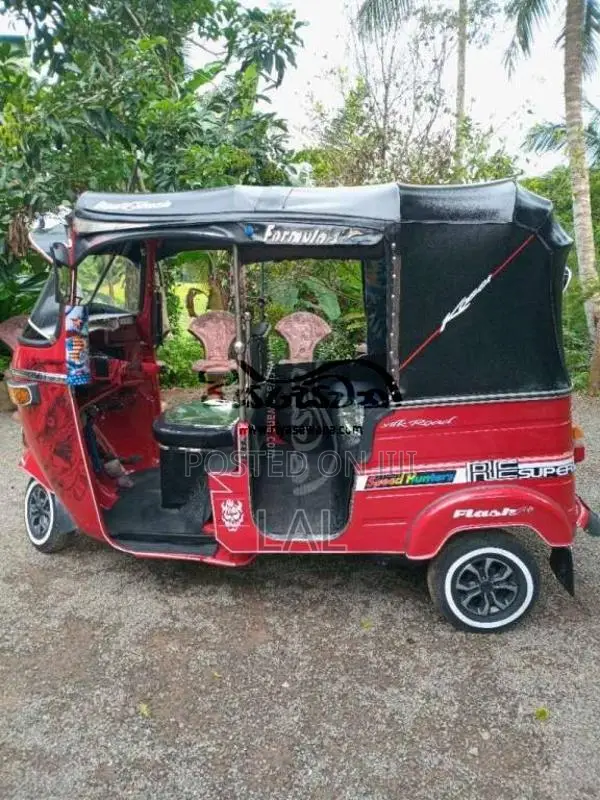 Bajaj 2 Stroke 2006 Three Wheel (Used)