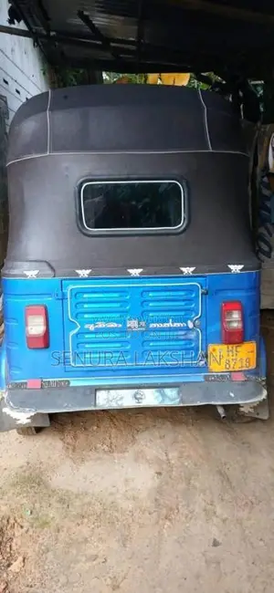 Bajaj 2 Stroke 2003 Three Wheel (Used)