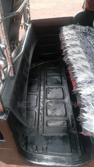 Bajaj RE 2013 Three Wheel (Used)