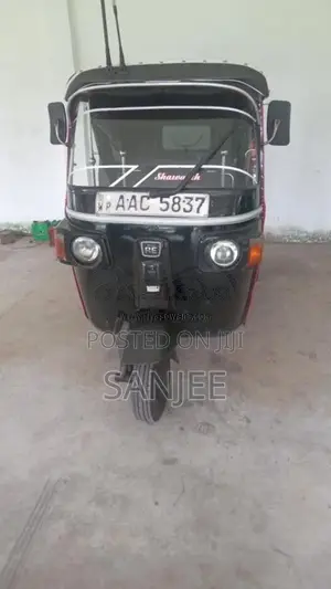 Bajaj 4 stroke 2012 Three Wheel (Used)