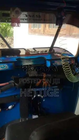 Bajaj 4 stroke 2009 Three Wheel (Used)