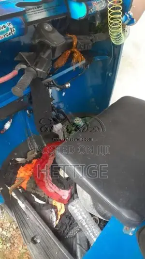 Bajaj 4 stroke 2009 Three Wheel (Used)