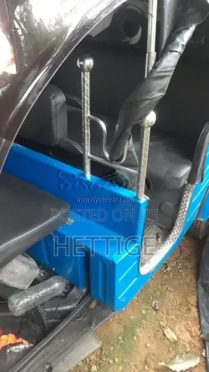 Bajaj 4 stroke 2009 Three Wheel (Used)