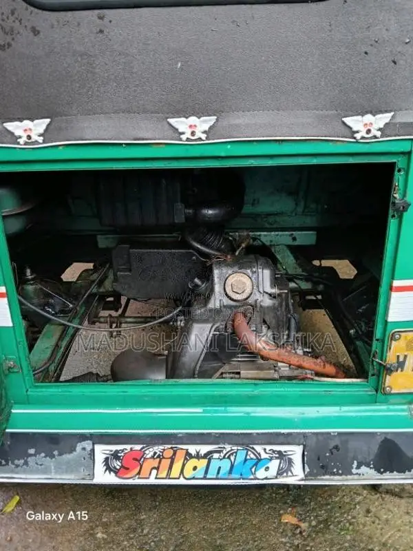 Bajaj 4 Stroke 2007 Three Wheel (Used)