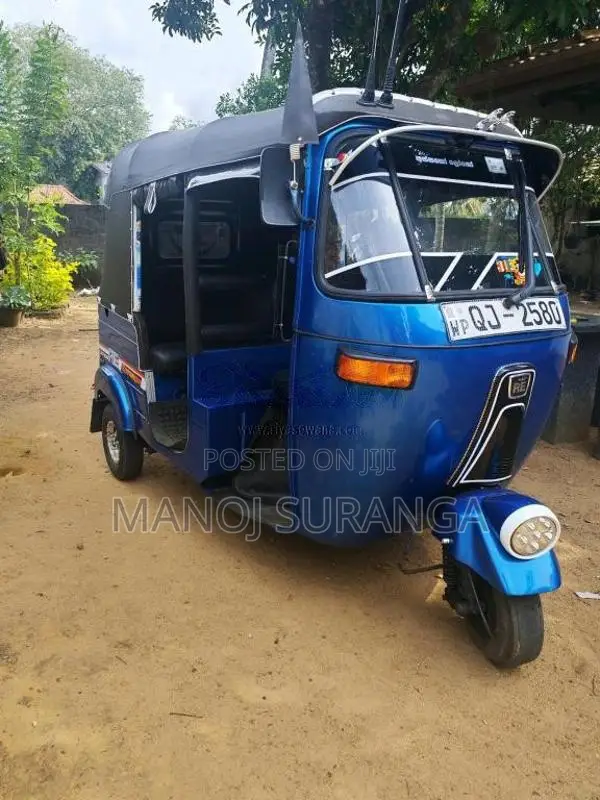 Bajaj 2 Stroke 2007 Three Wheel (Used)