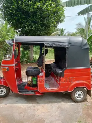Bajaj RE 2 Stroke 2001 Three Wheel (Used)