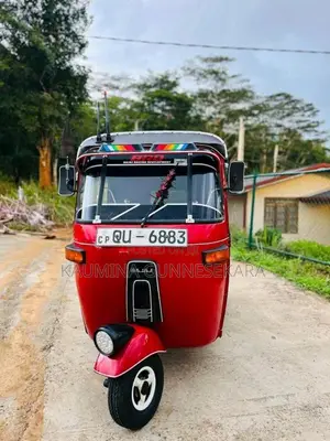 Bajaj RE 2009 Three Wheel (Used)