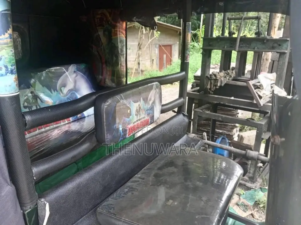 Bajaj 2 stroke 2004 Three Wheel (Used)