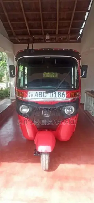 Bajaj RE 4 Stroke 2015 Three Wheel (Used)