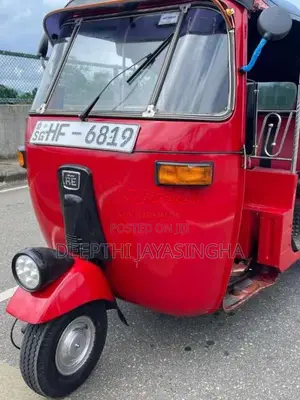 Bajaj 2 Stroke 2004 Three Wheel (Used)