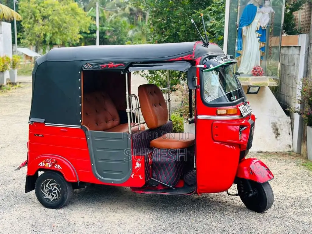 Bajaj RE 4 Stroke 2015 Three Wheel (Used)