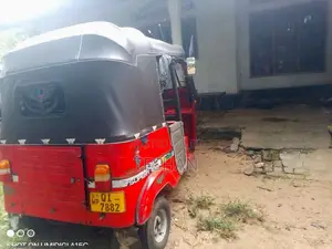 Bajaj 2 Stroke 2006 Three Wheel (Used)